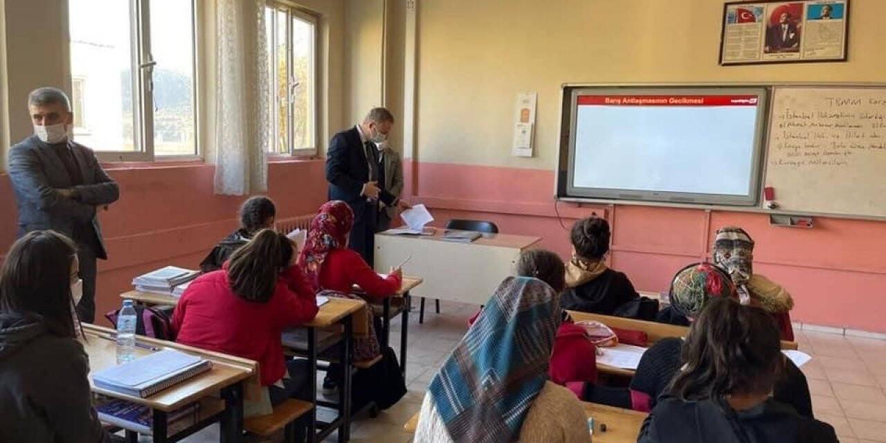 Kaymakam Yelek’ten okul ziyareti