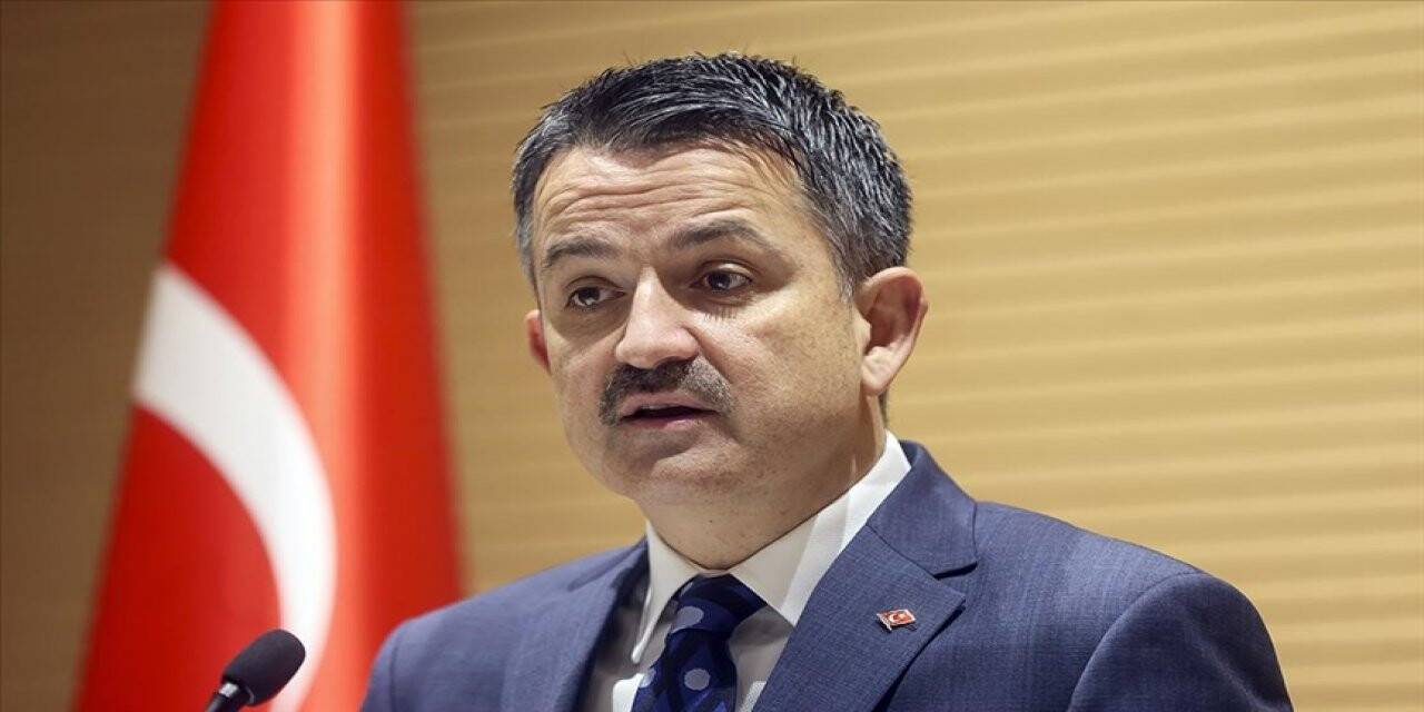 Bakan Pakdemirli, çiğ süt tavsiye fiyatını değerlendirdi