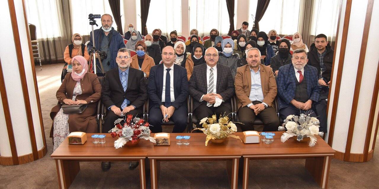 Mehmet Akif Ersoy Çalıştayı gerçekleştirildi