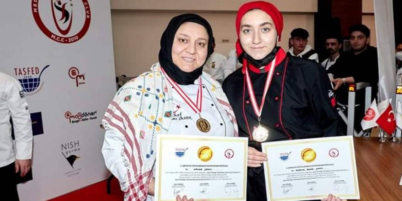 Sinop’a altın madalya kazandırdılar