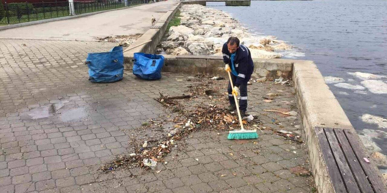 Büyükşehir ekipleri fırtınaya karşı teyakkuz halinde
