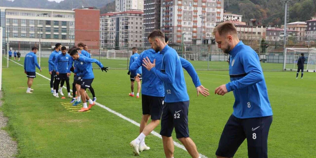 Selim Ay: “Herkesin beklediği Çaykur Rizespor’u izleteceğiz”