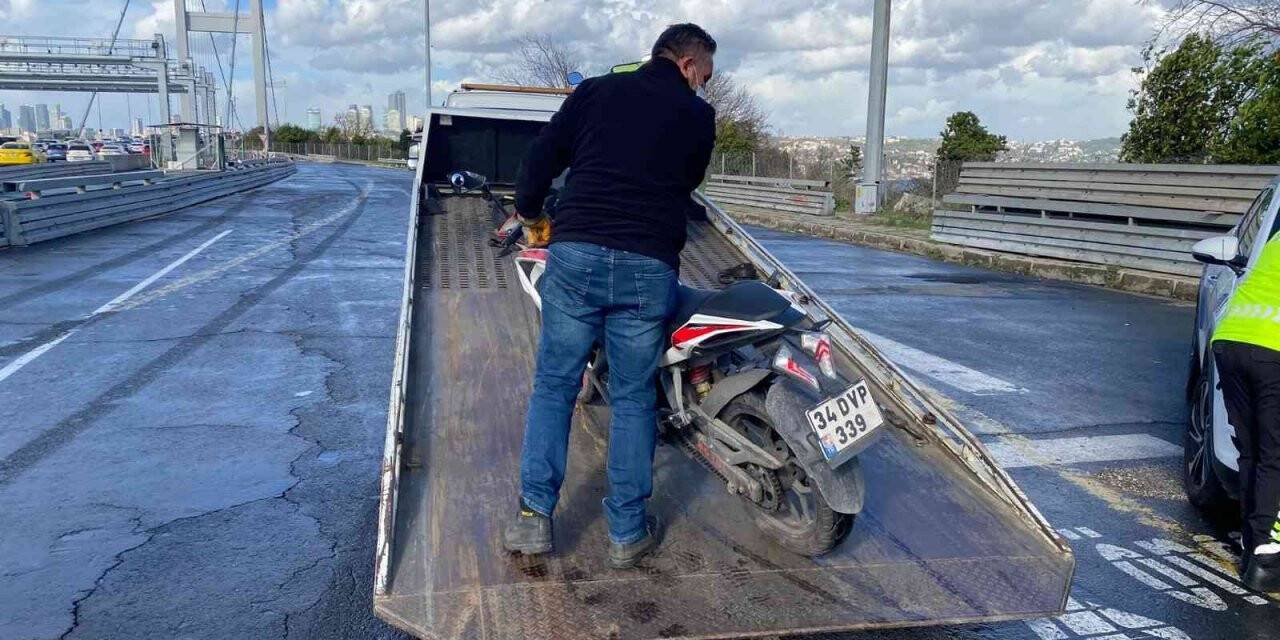 15 Temmuz Şehitler Köprüsünde yasağa uymayan 15 motosikletliye ceza