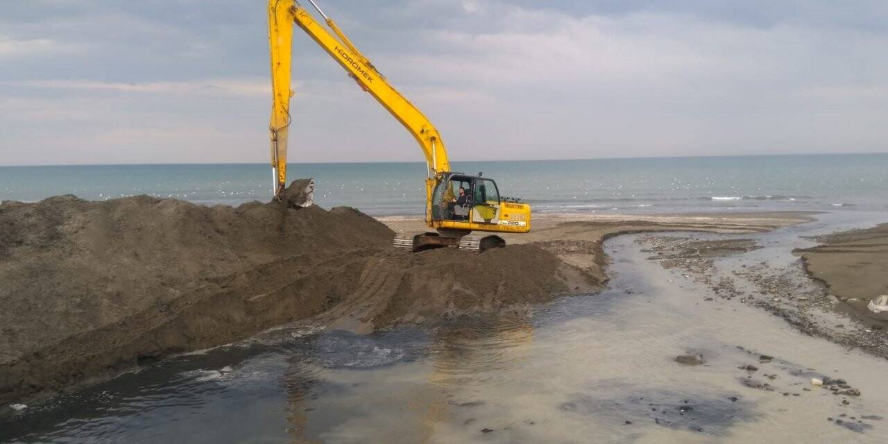 Samsun’da taşkın riskine karşı dereler temizlendi