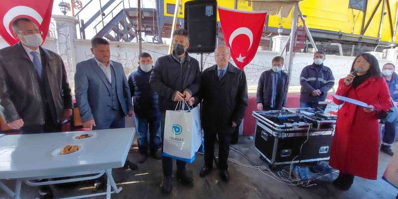 Müsilaj mağduru balıkçılara ağ dağıtıldı