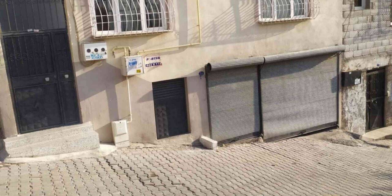 2 aylık bebeğin darp edildiği ev görüntülendi