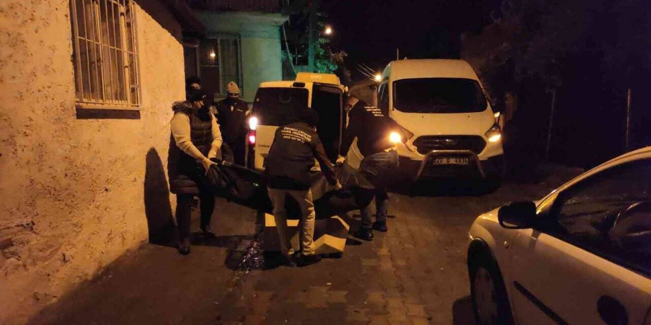 Kapıyı kırdı ama oğlunu kurtarmadı