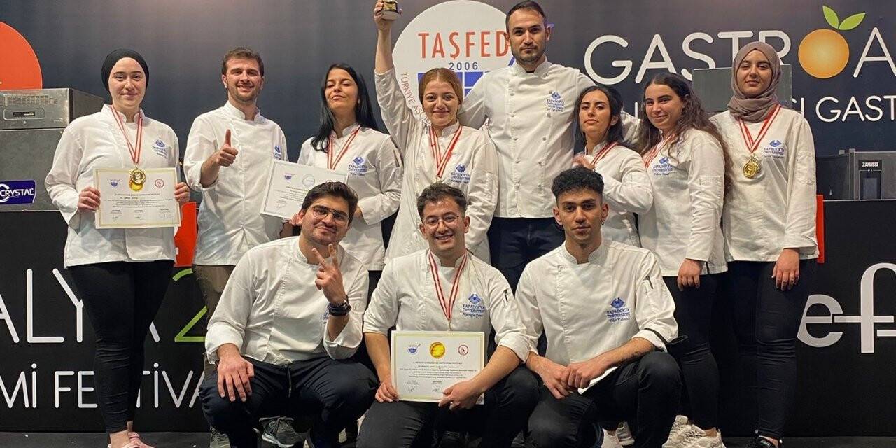Kapadokya Üniversitesinden GastroAntalya 2021’de 10 madalya 1 kupa