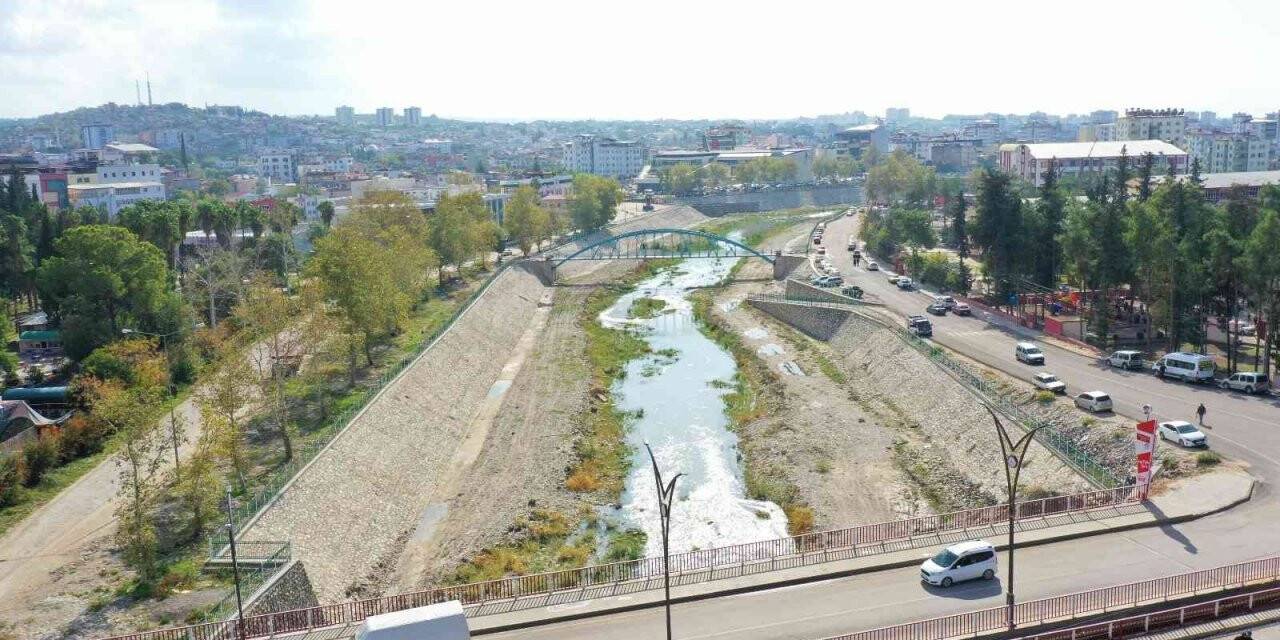 DSİ, Kadirli ilçe merkezini taşkınlardan koruyacak