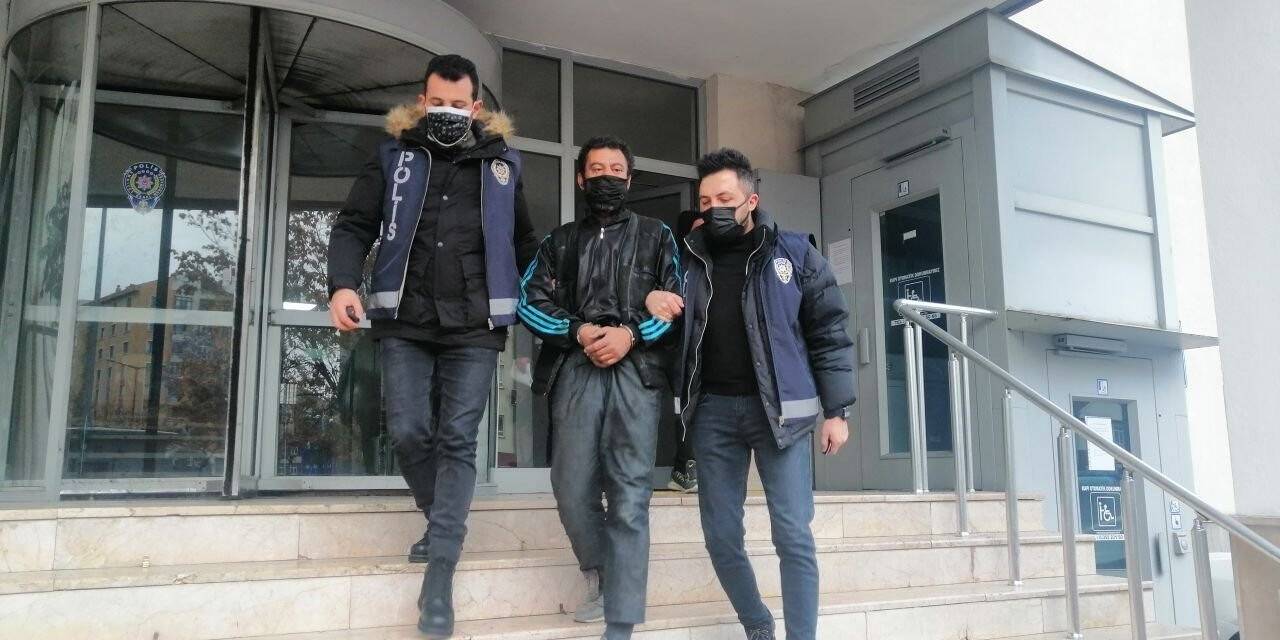 Kablo hırsızları adliyeye sevk edildi