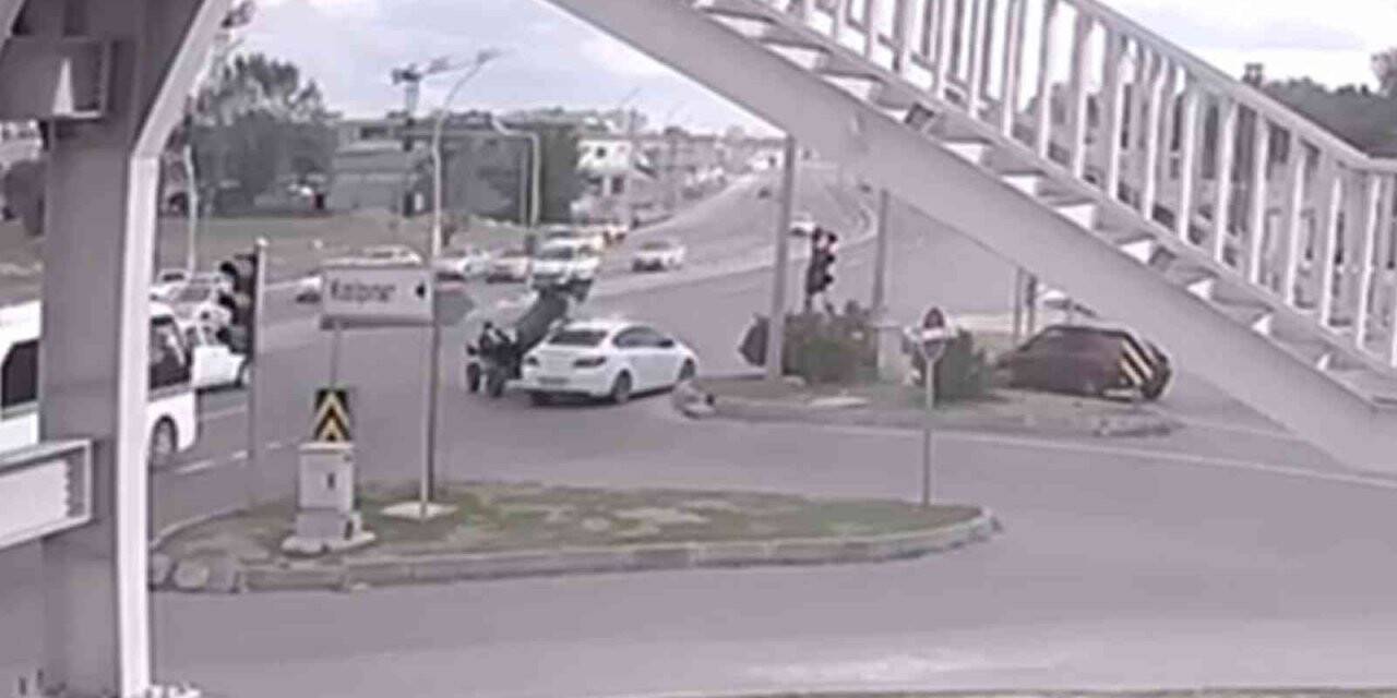 Şahlanan at kazadan kıl payı kurtuldu: O anlar kamerada