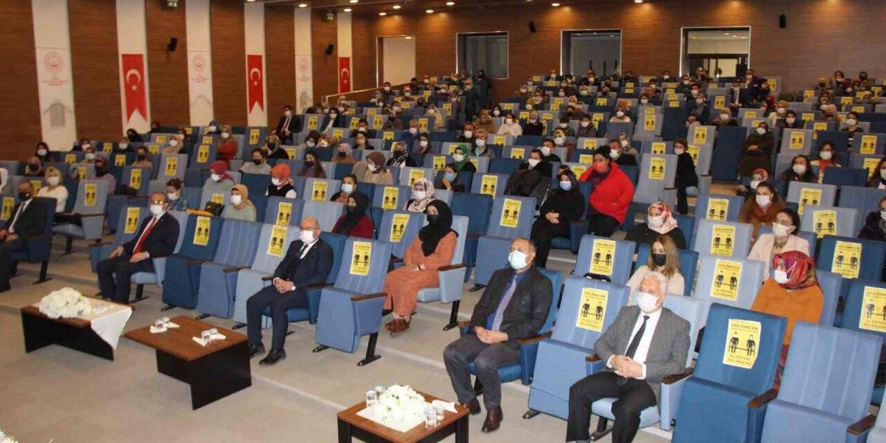 ‘Öz Bakıma Destek Elemanı’ tanıtım toplantısı düzenlendi