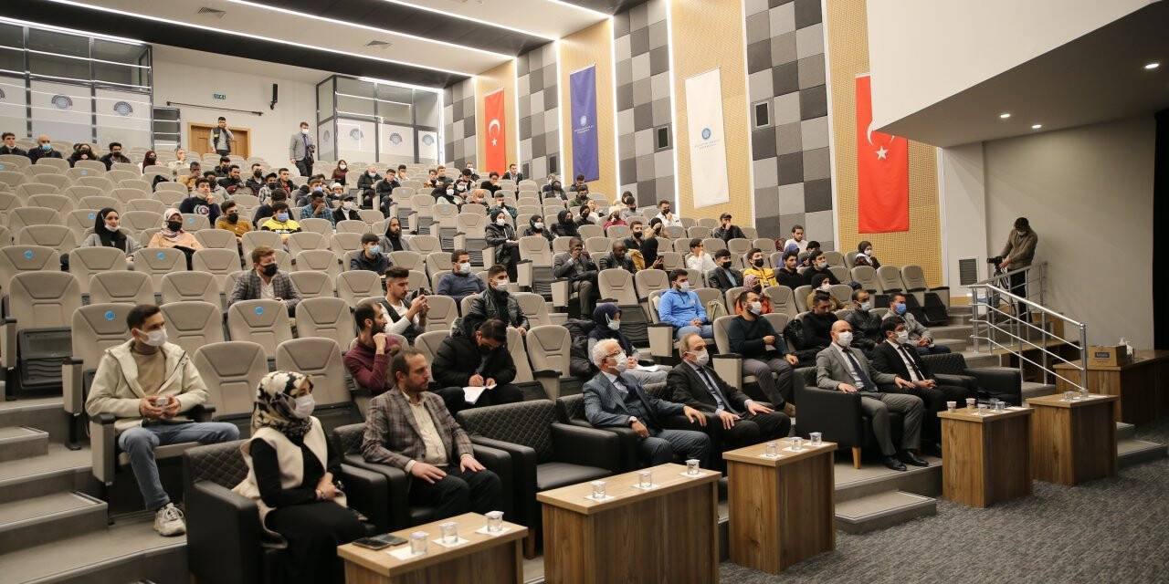NEÜ’De Uluslararası öğrenciler bilgilendirildi