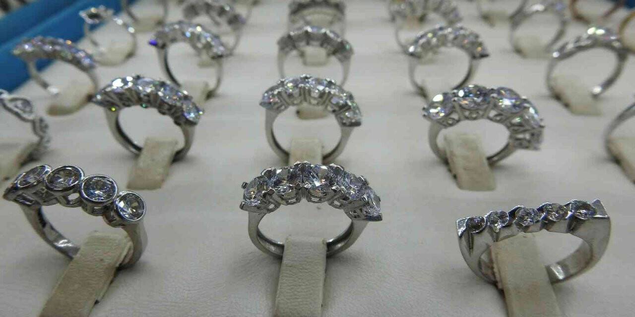 Gümüş altın çağını yaşıyor