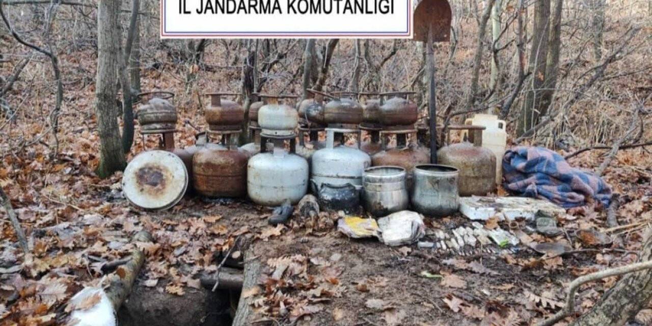 Bingöl’de 3 odalı sığınakta çok sayıda patlayıcı ele geçirildi
