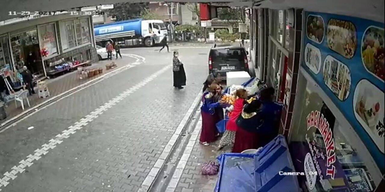 Tantanacı kadınlar hırsızlık şebekesi yine iş başında