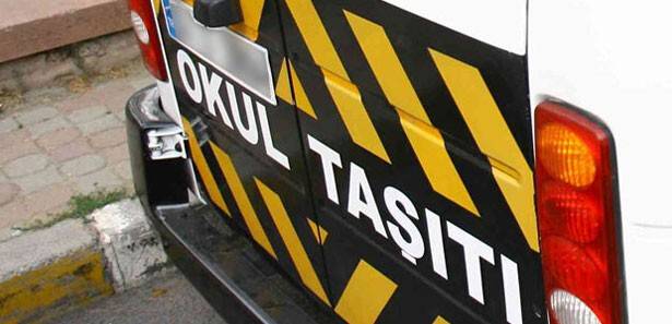 Öğrenci minibüsü takla attı: 19 yaralı