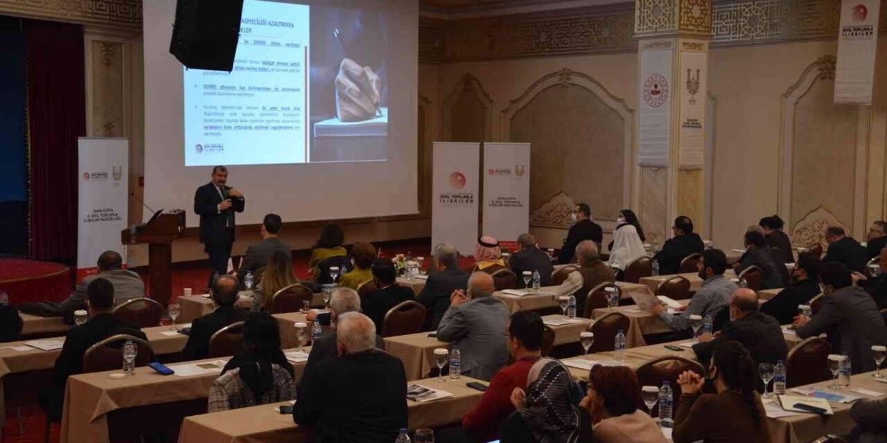 Şanlıurfa’da STK’lara rehberlik semineri verildi
