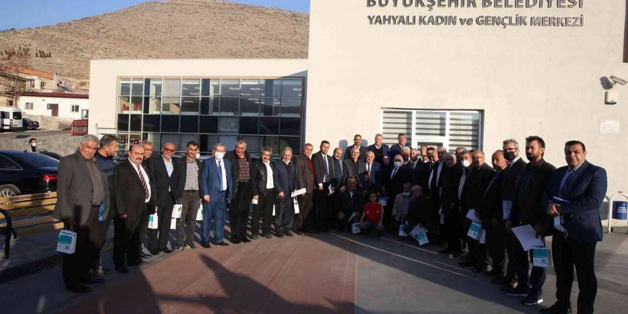 Başkan Büyükkılıç, Yahyalı’da 41 mahalle muhtarı ile bir araya geldi