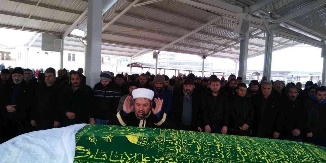 Karısını öldüren şizofreni hastasına ağırlaştırılmış müebbet