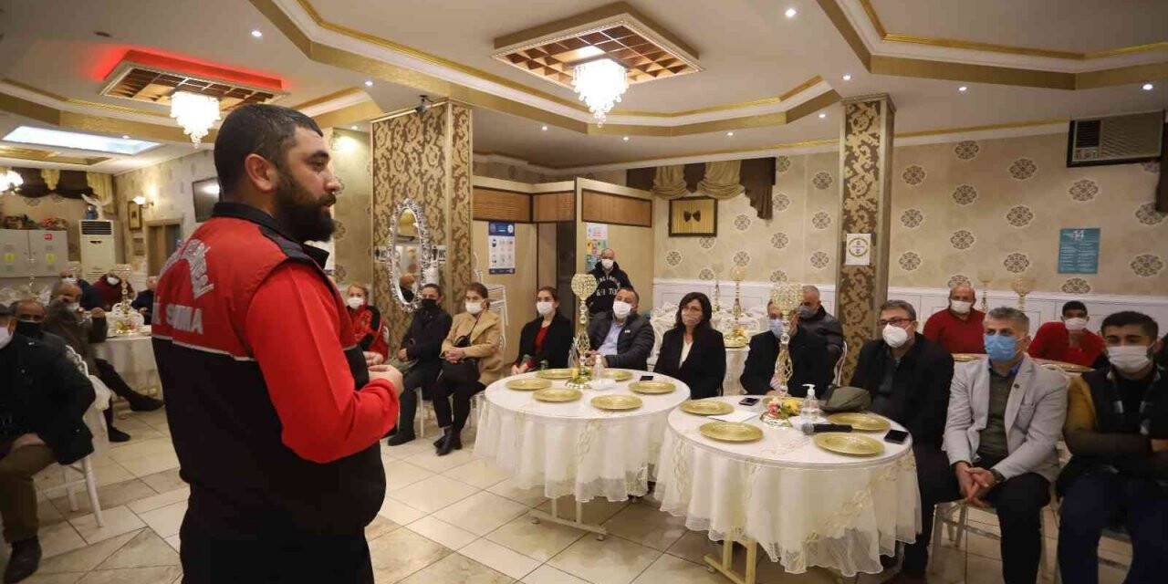 Kartal Belediyesi’nin ‘Afet Bilinçlendirme Eğitimleri’ devam ediyor