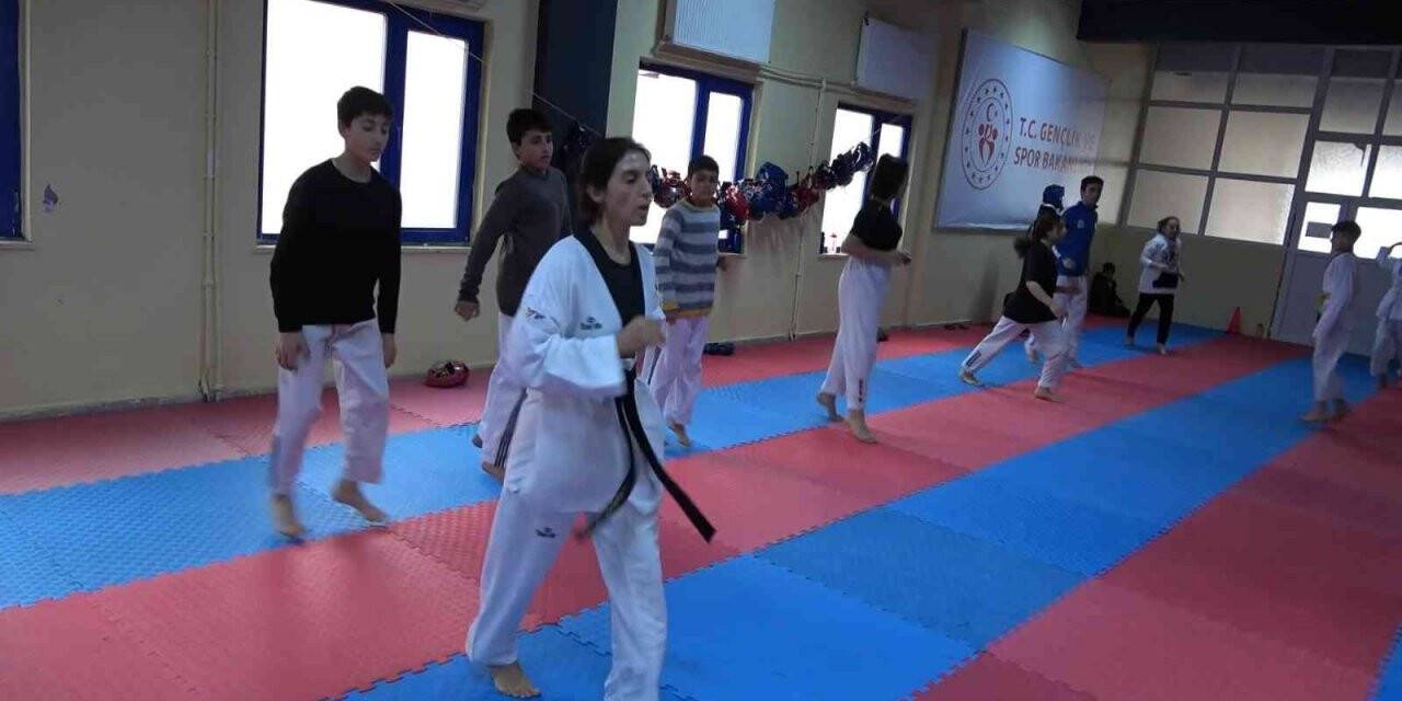 Türkiye Şampiyonu Ekinci’den spora davet