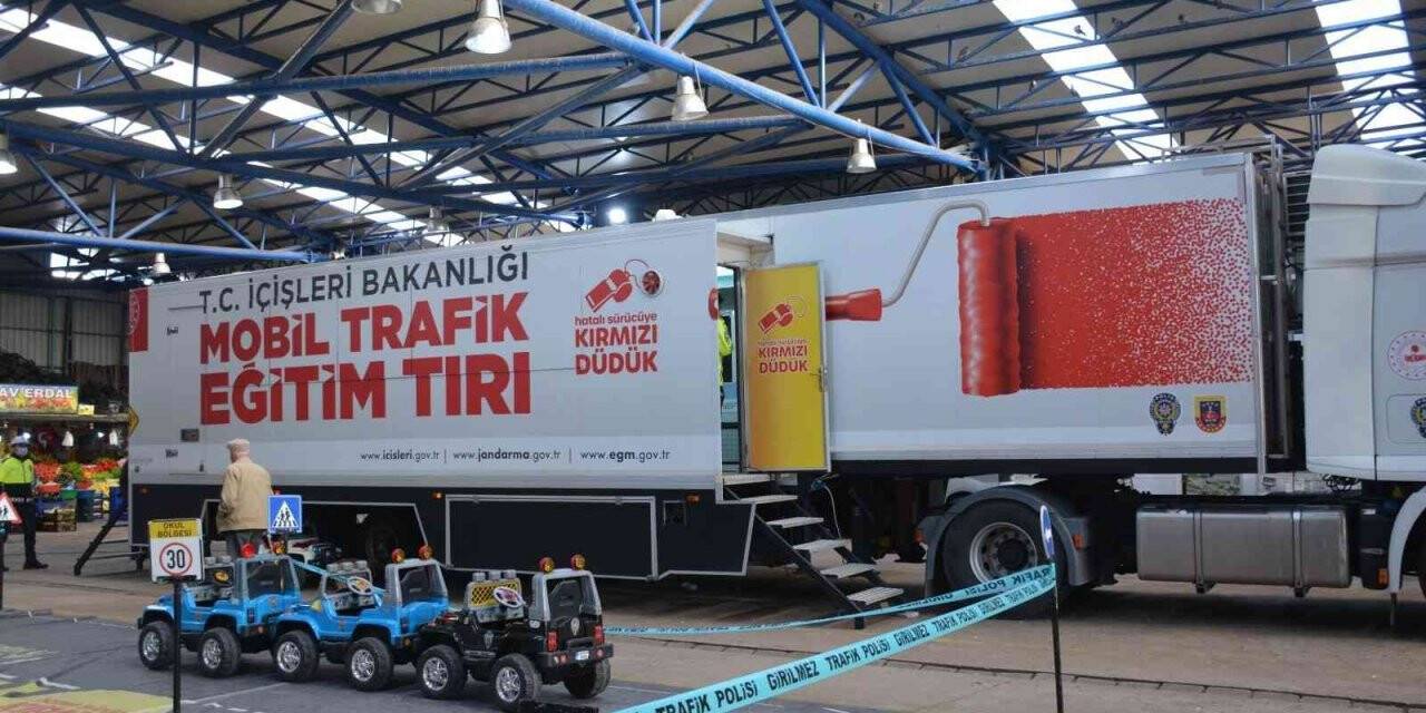 Mobil Eğitim Tırı Sinop’ta
