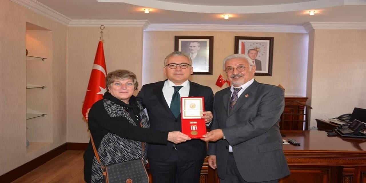 8 gaziye milli mücadele madalyası verildi