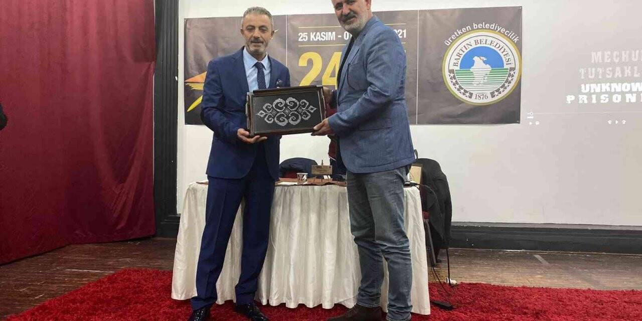 Hüseyin Turan ve Dr. Cem Kar cep sinemasında söyleşiye katıldı