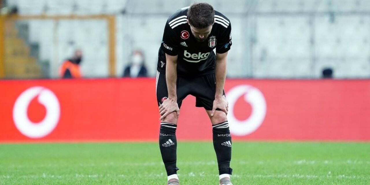 Beşiktaş’a Pjanic’ten kötü haber