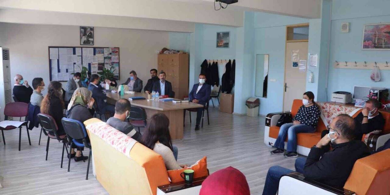 Uçak: “Her kazanım bir mücadele gerektiriyor”