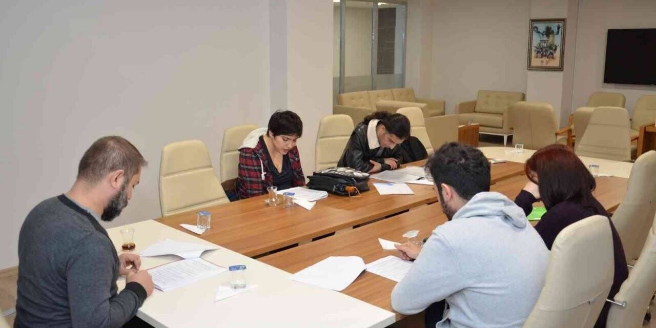 Altıeylül Kent sahnesinde provalar başladı