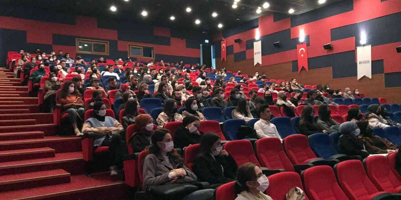 SUBÜ öğrencilerine ‘Turizmde Farkındalık’ konferansı