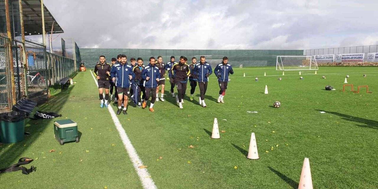 Arguvan Belediyespor’da hedef şampiyonluk