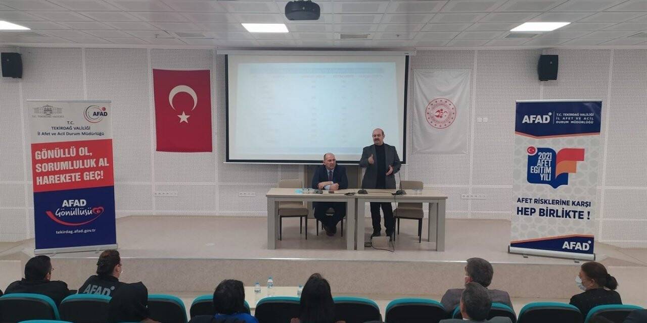 “Genç Sporcular AFAD Gönüllüsü Olsun” toplantısı