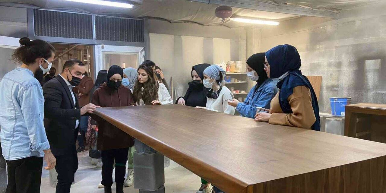 Mobilya sektörünü teknik gezilerle tanıyorlar