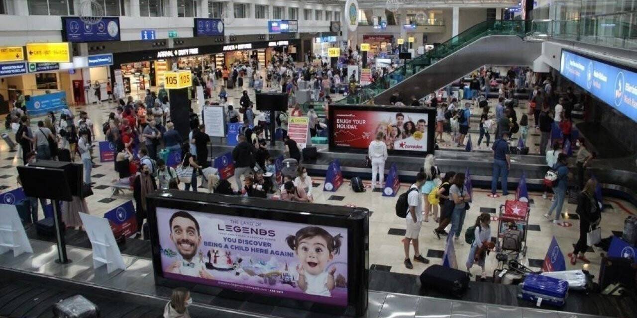 Antalya’ya havayolu ile gelen turist sayısı 9 milyona yaklaştı