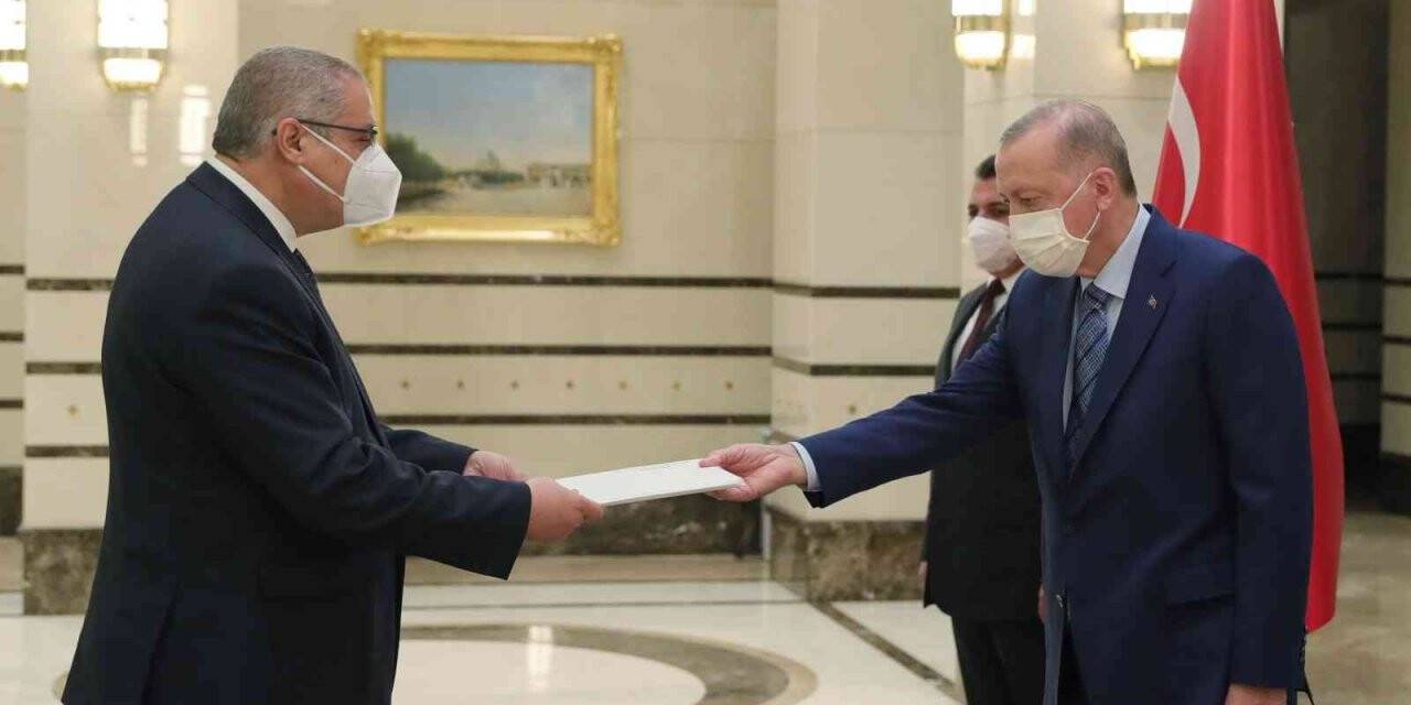 Cezayir Büyükelçisi  Mımounı, Cumhurbaşkanı Erdoğan’a güven mektubu sundu