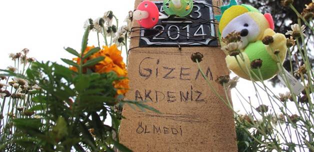 Gizem'in mezarı görenleri duygulandırıyor