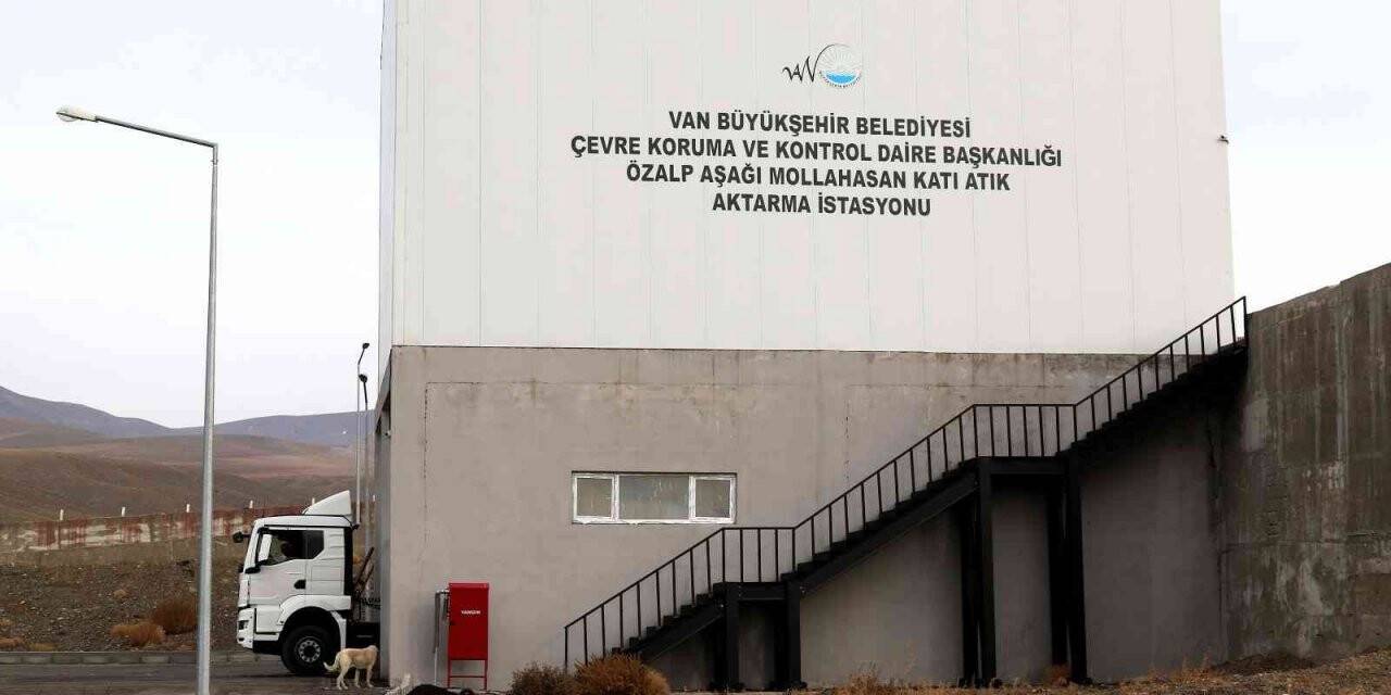 Van’da aktarma istasyonlarında günde 210 ton çöp toplanıyor