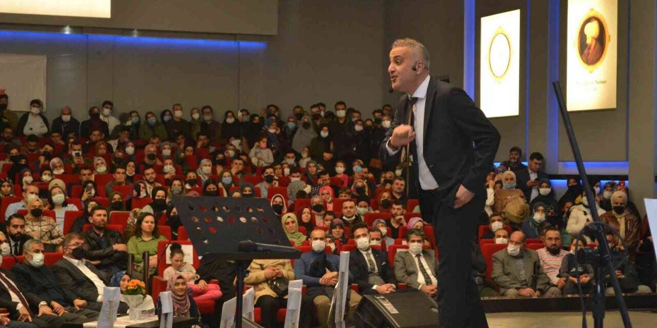 Bekir Develi Manisalılarla buluştu