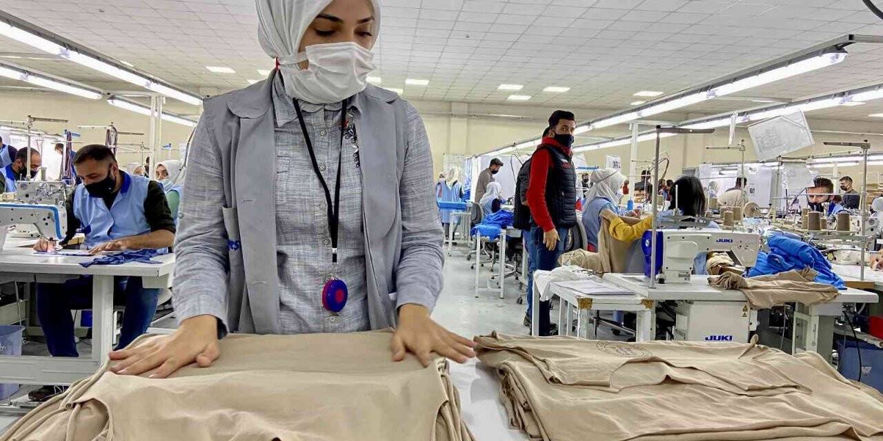 Binlerce insana istihdam sağlayan Tesktilkent’te üretilen ürünler dünyaya ihraç ediliyor