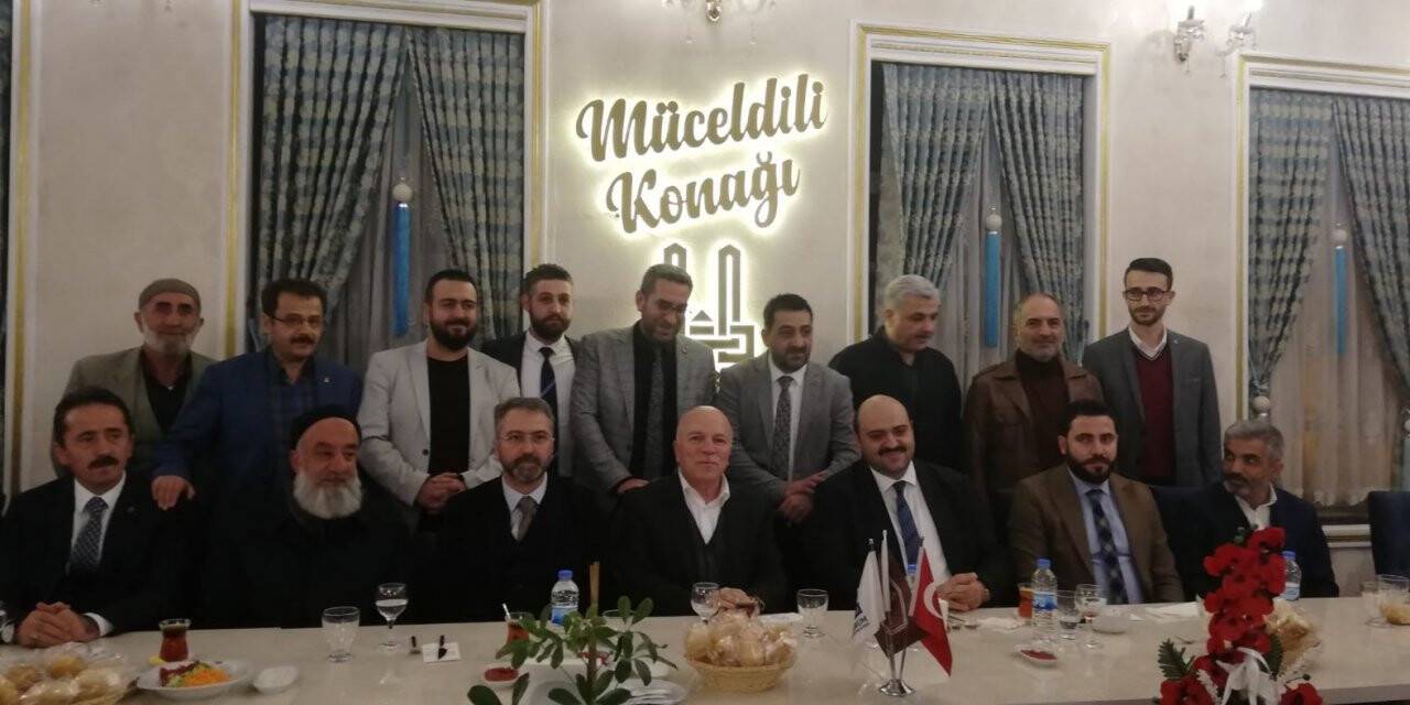 Erzurum’un manevi liderlerinden Rasim Baba’nın belgeselinin galası yapıldı