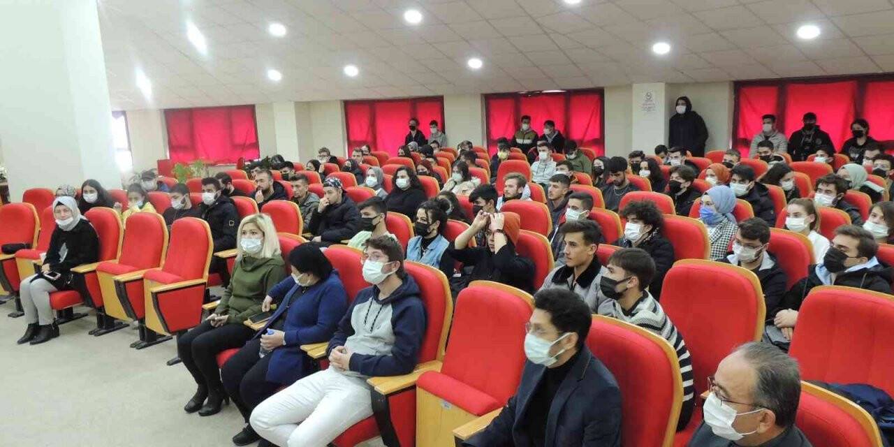 Tavşanlı MYO’da seminer