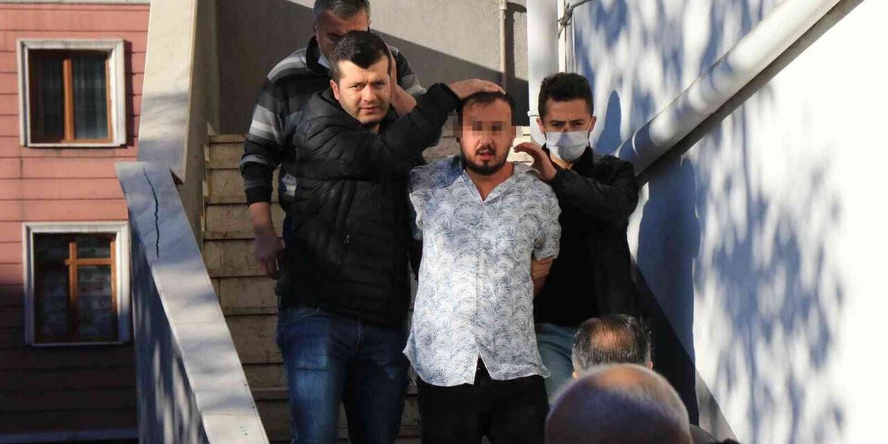 İngilizce öğretmeni kendini eve kilitleyip, ekipleri seferber etti