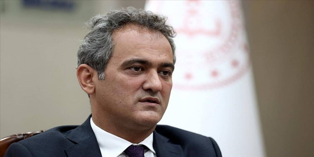 Bakan Özer'den Öğretmenlik Meslek Kanunu açıklaması