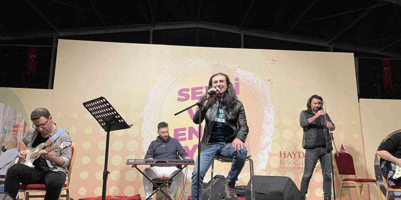Beyoğlu’nda ‘Dünya Engelliler Gününe’ özel Murat Kekilli konseri