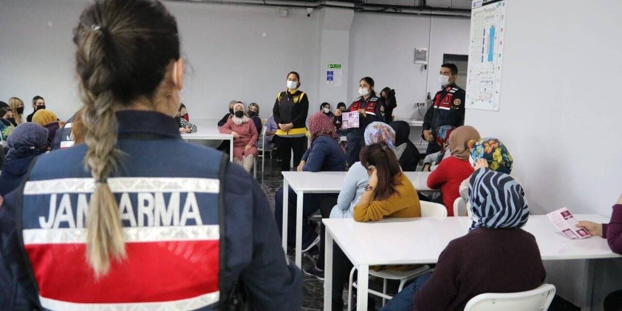 Aksaray’da polis ve jandarmadan KADES eğitiminde