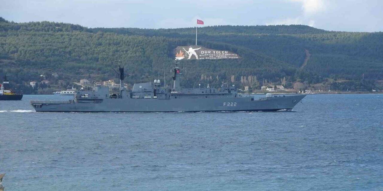 Romanya savaş gemisi Çanakkale Boğazı’ndan geçti