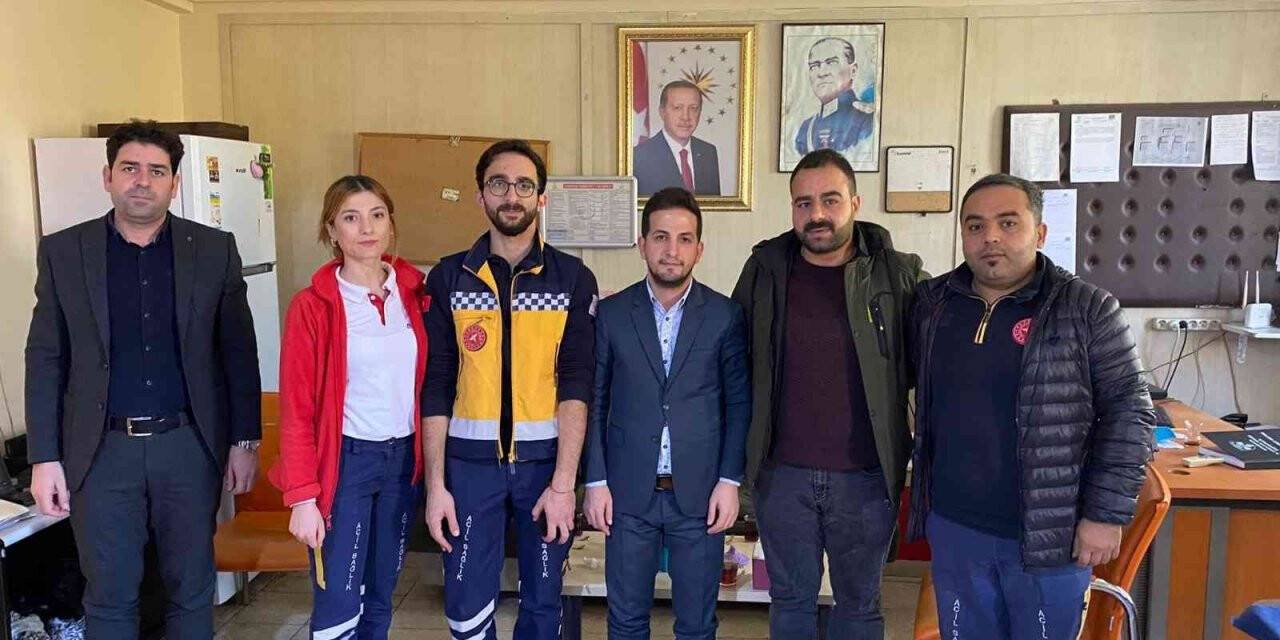 Öz Sağlık İş Sendikası Diyarbakır Şube Başkanı Aküzüm, 112 çalışanlarıyla bir araya geldi